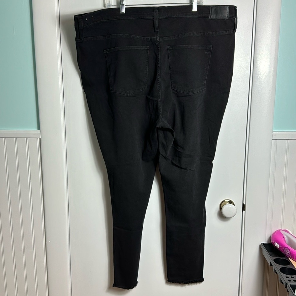 Madewell 10" High-Rise Roadtripper Jeggings Button-Front Edition Black‎ 37 Tall - Picture 7 of 16
